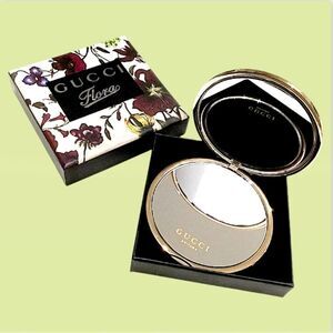 GUCCI FLORA COMPACT GOLD TONE MIRROR